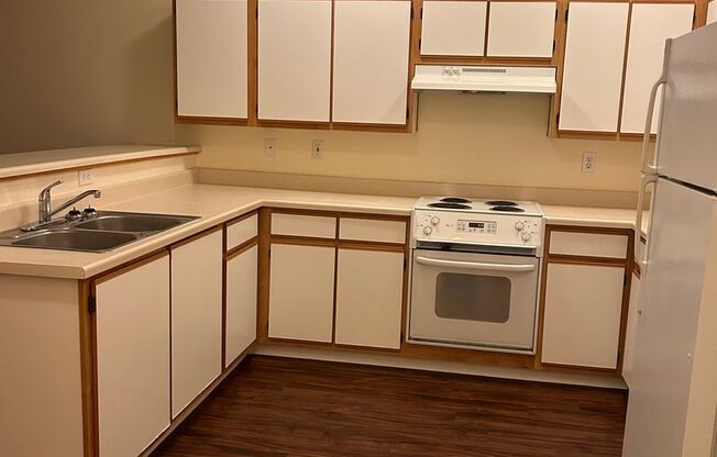 1 bed, 1 bath, 650 sqft, $1,400, Unit 116