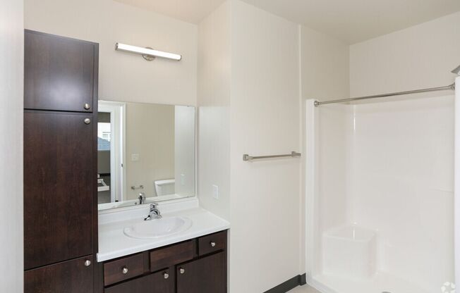 2 beds, 2 baths, 1,013 sqft, $1,600, Unit A515