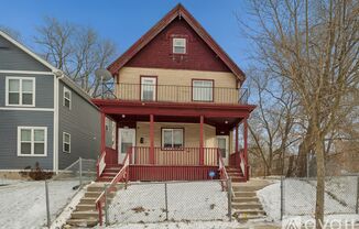 3402 N 3rd