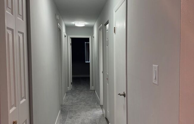 3 beds, 2 baths, 1,300 sqft, $2,400, Unit 3335 #102