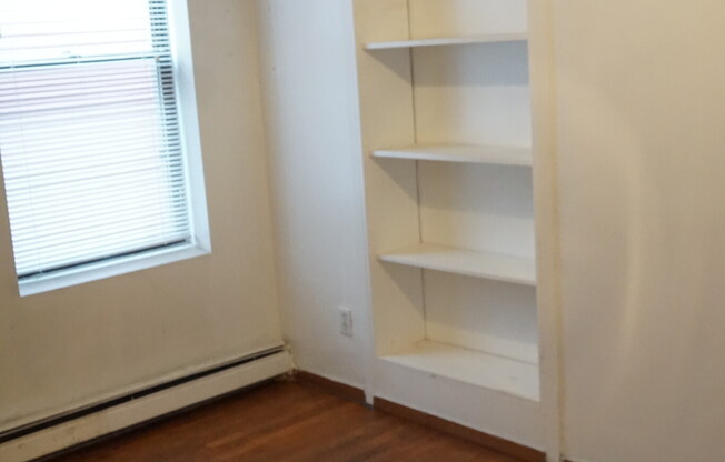 46 PARKVALE AVE