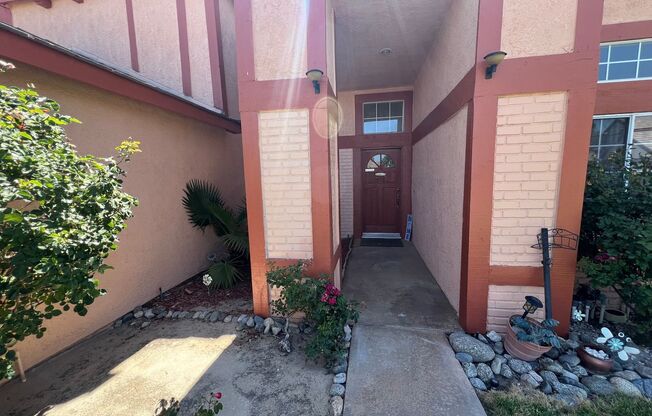 East Palmdale Home