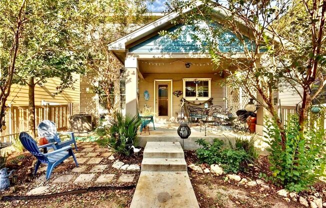 1054 Dorn, Kyle, Texas 78640