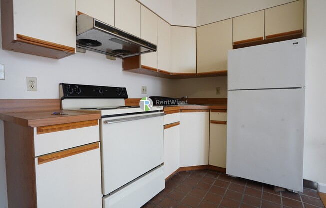 81 Essex St.