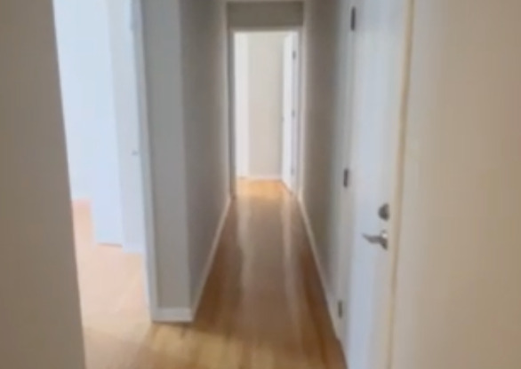 2 beds, 1 bath, $1,975, Unit 931-103