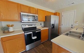 3 beds, 2 baths, $1,500