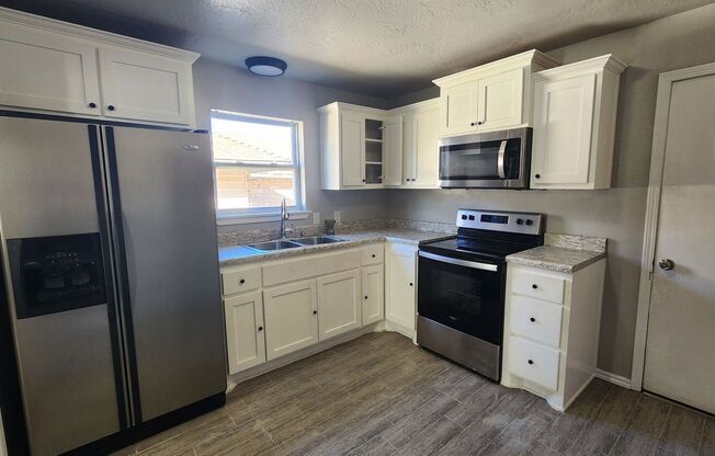 3 beds, 1 bath, $1,400