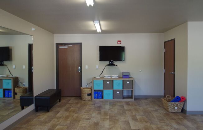 Studio, 1 bath, 472 sqft, $1,275, Unit 5104