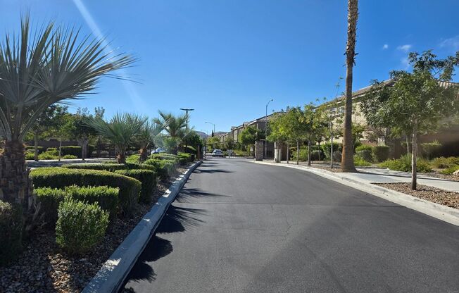 3 beds, 3 baths, $2,200