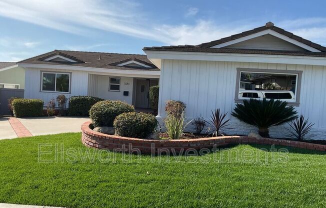 5644 REGIS AVE