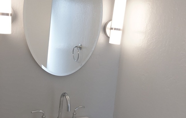 2 beds, 1.5 baths, 1,000 sqft, $3,295, Unit 58