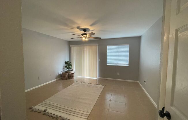 2 beds, 1.5 baths, 950 sqft, $1,125, Unit 96-1380 Ocala Road Apt G1