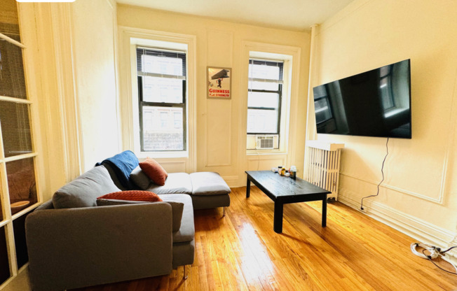 795 LEXINGTON AVE