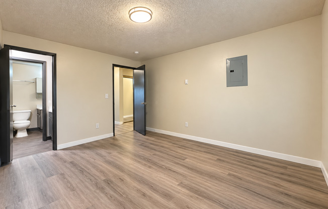 2 beds, 1.5 baths, 1,100 sqft, $1,625, Unit Unit 27
