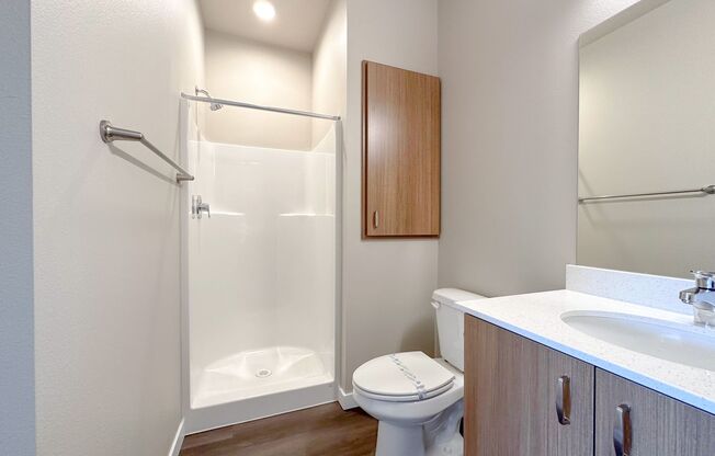 2 beds, 2 baths, 900 sqft, $1,535, Unit 4560-204
