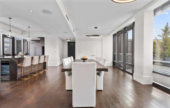 429 KENT AVE
