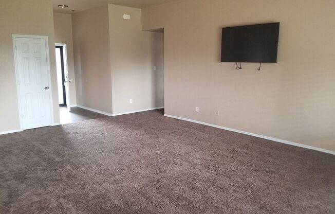 500 VIOLA DR