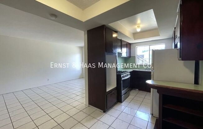 4623 E COMPTON BLVD