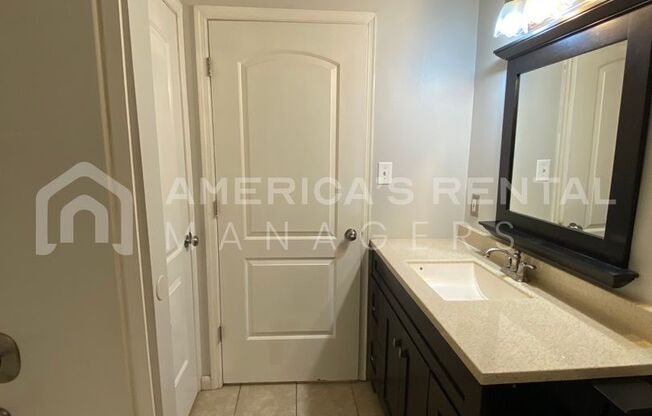 3 beds, 1 bath, $1,325