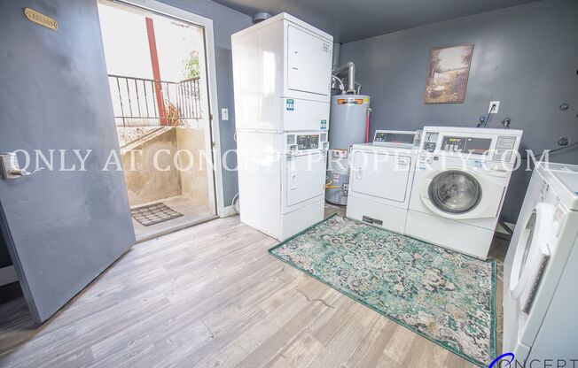 2 beds, 1 bath, 700 sqft, $1,349, Unit 27