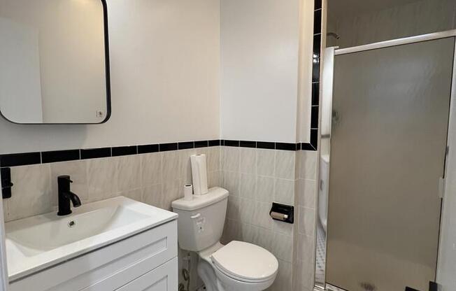 139 W 83 ST