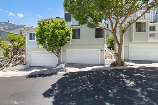 1150 W Capitol Drive