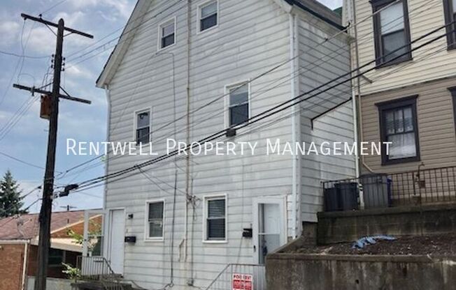 1 3 WOESSNER ST
