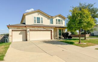 Available NOW!!!! Lovely 2 story home located in  Killeen, minutes from Ft. Cavazos, Hospitals and Colleges. Home offers Wood look and Ceramic tile flooring and Carpet flooring in the bedrooms. Open kitchen features stainless steel appliances, smooth top