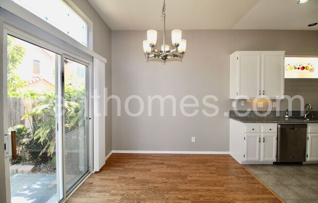 Mira Mesa, 11089 Ice Skate Pl, Gated, 1BR/BA Down, AC, Fireplace, 2 Car Gar!