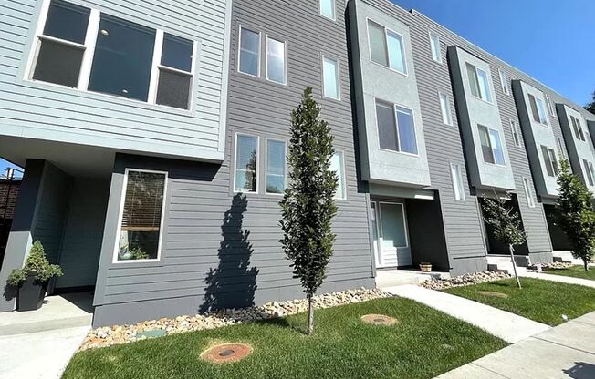 2 Bedroom 2 Full Bathrooms and 2 Half Bathrooms in Denver's West Colfax Neighborhood