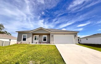 BEAUTIFUL 4 BD/2 BA Home in Palm Bay! Great Location! AVAILABLE NOW