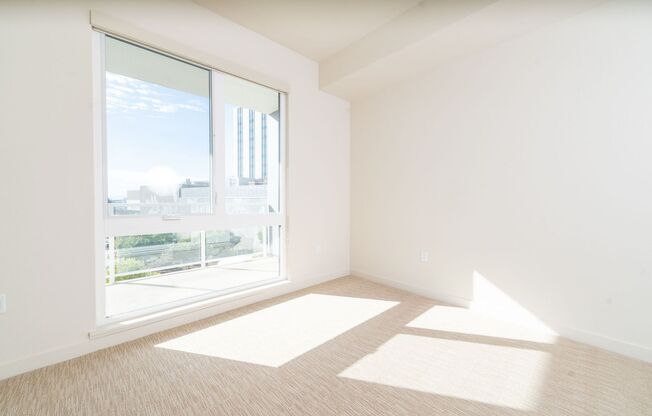 Experience the One Piedmont LIFESTYLE Oakland's Newest Majestic Contemporary Oasis right on Piedmont Ave! NOW Leasing