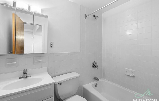 132 E 45 ST