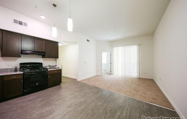 1 bed, 1 bath, 665 sqft, $1,995, Unit Apt 103