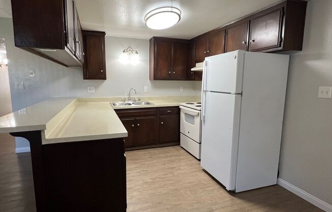 3 beds, 2 baths, 1,100 sqft, $1,775, Unit 59
