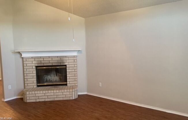 3 beds, 2 baths, $1,850