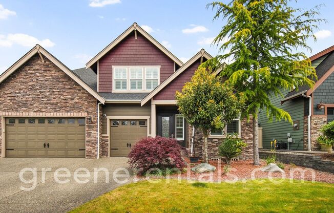 Luxurious 4BD 3.5BA Home in Campus Highlands