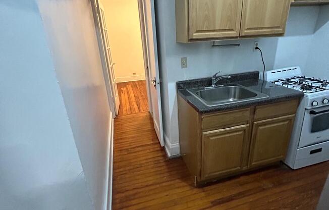 1 bed, 1 bath, $2,279.19, Unit 4D