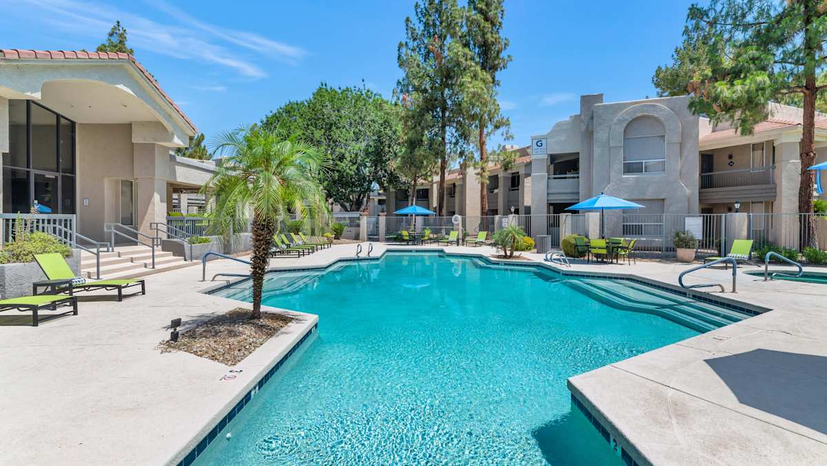 Welcome to Reflections at Gila Springs