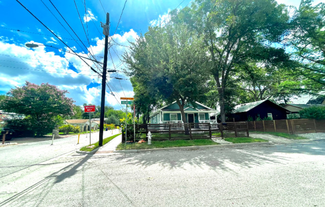 79 JULIUS ST