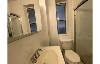 1 bed, 1 bath, $3,795, Unit 609