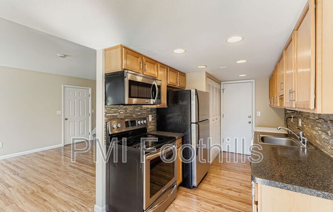 7971 CHASE CIR