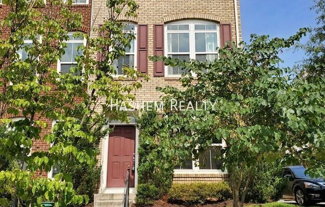 9478 Canonbury Sq