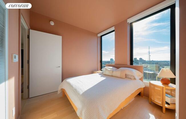 2 beds, 1 bath, 736 sqft, $4,200, Unit 10J