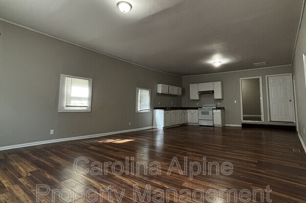 1601 COLLINSTON DR