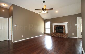 3 beds, 2 baths, $1,595