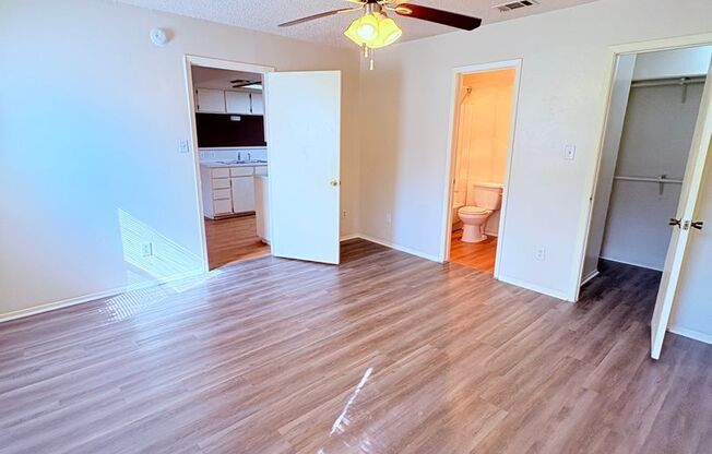 2 beds, 2 baths, 974 sqft, $1,550, Unit Unit A