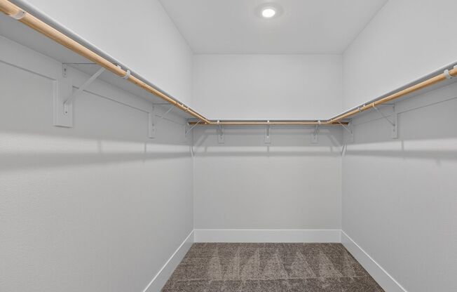 4 beds, 2.5 baths, $3,400