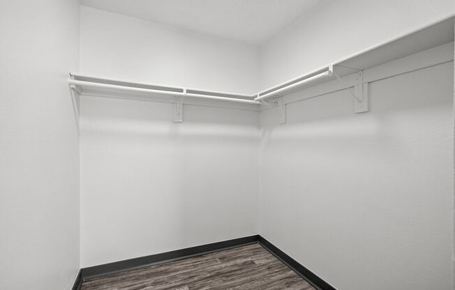 1 bed, 1 bath, 575 sqft, $825, Unit 01-002