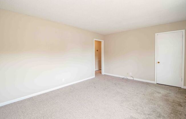 808 HELTON DR